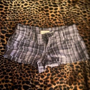 Plaid anchor blue shorts